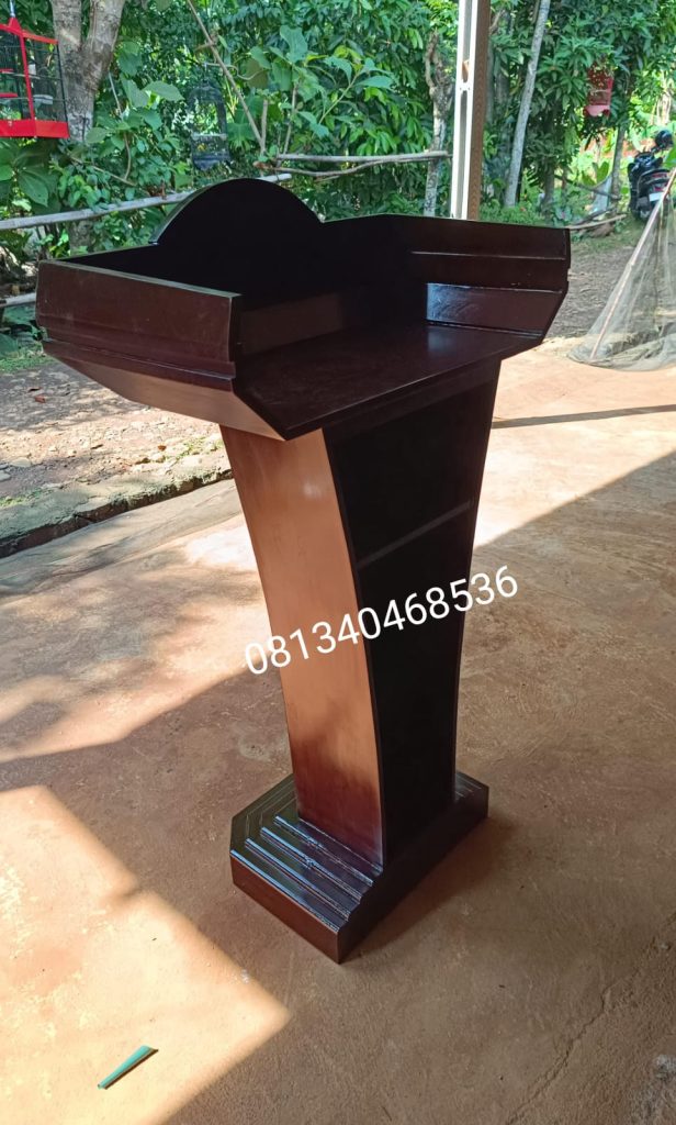 Podium minimalis jati SBY (3)